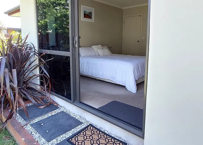 Private Guest - No Kitchen